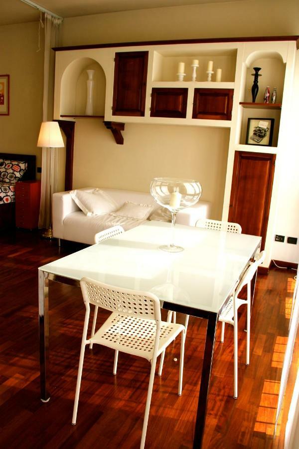 Studio Downtown Fantastic Area Apartment Milano Ngoại thất bức ảnh