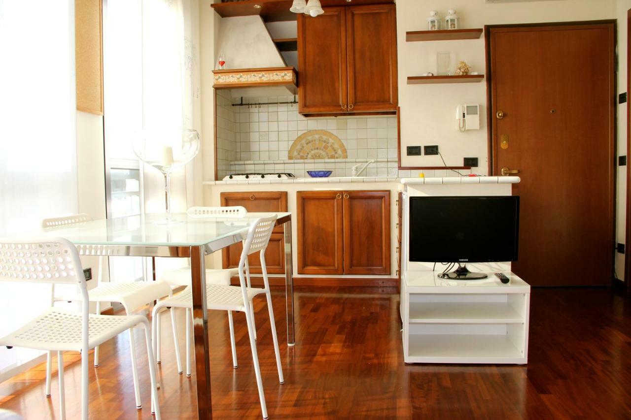 Studio Downtown Fantastic Area Apartment Milano Ngoại thất bức ảnh