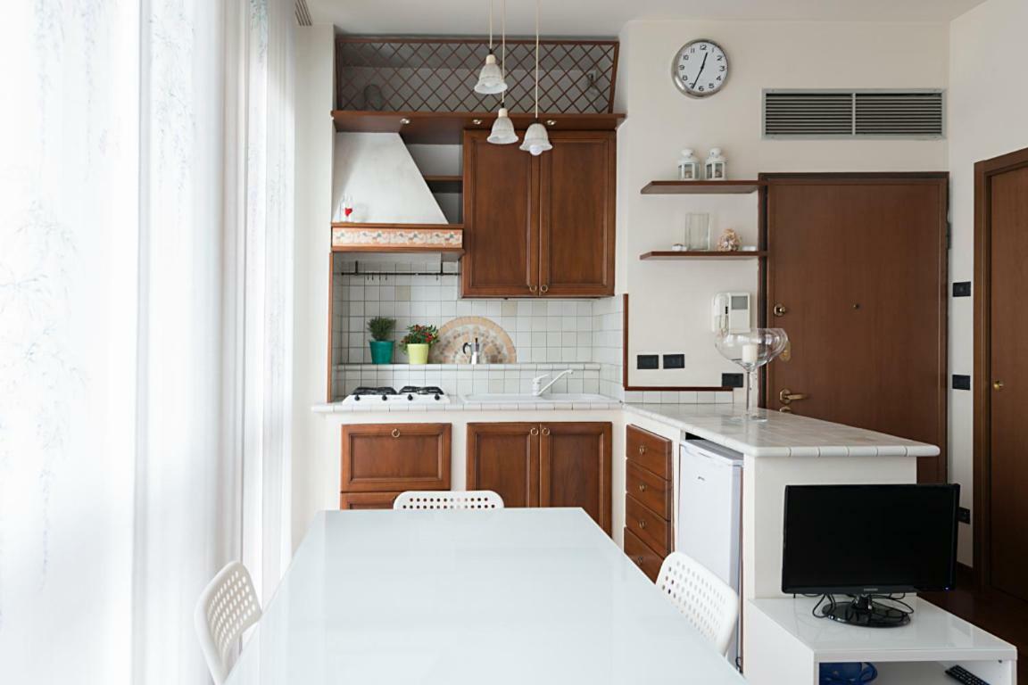 Studio Downtown Fantastic Area Apartment Milano Ngoại thất bức ảnh