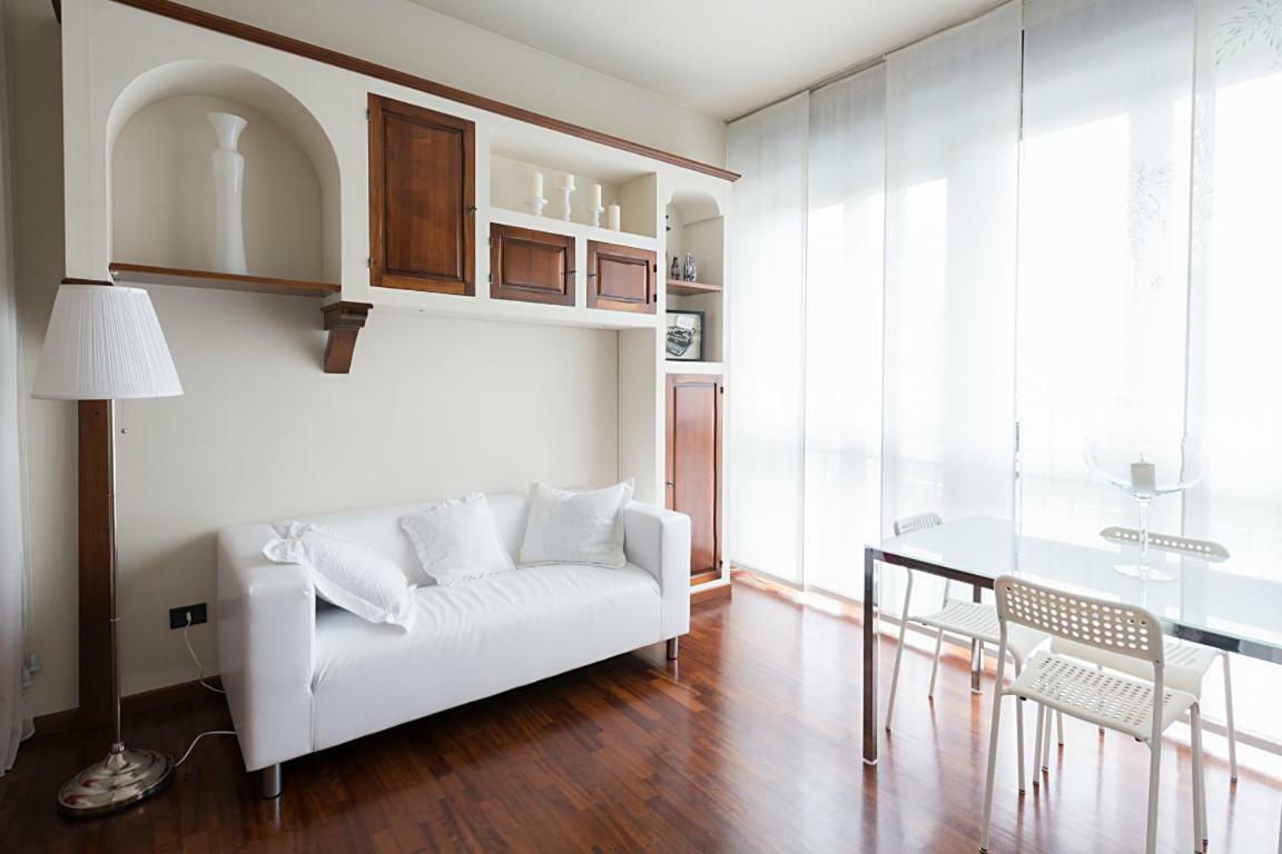 Studio Downtown Fantastic Area Apartment Milano Ngoại thất bức ảnh
